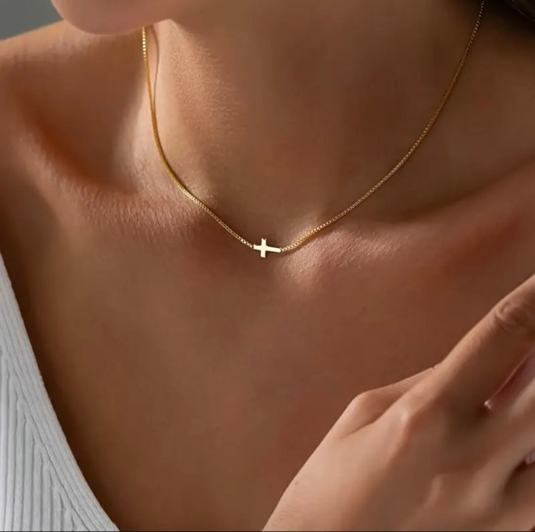 Quiet Faith Necklace  (Silver & Gold)